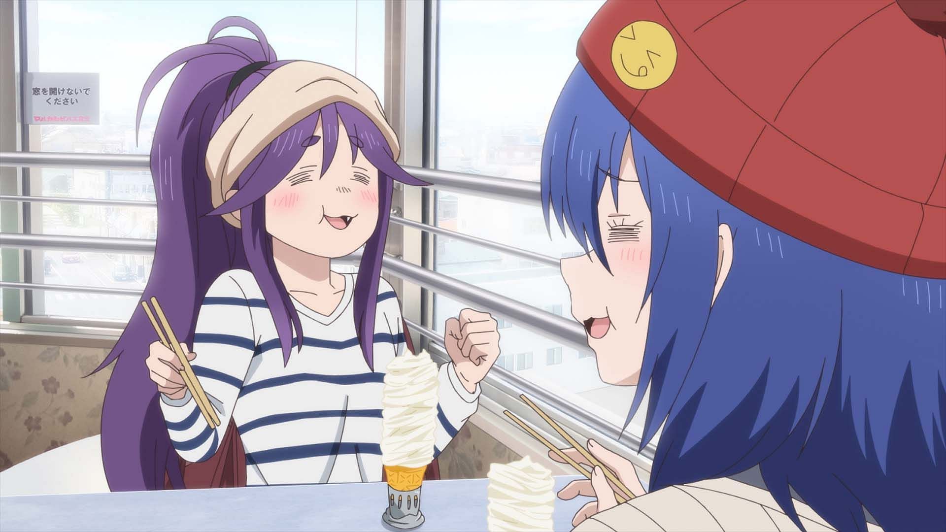 The two girls eating (Image via Makaria).